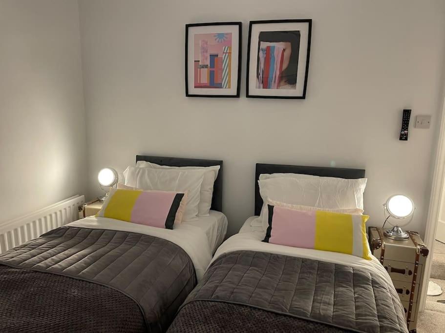 Hill Garth - Luxury 2 Bed With Wood Burning Hot Tub Holiday home Wooler